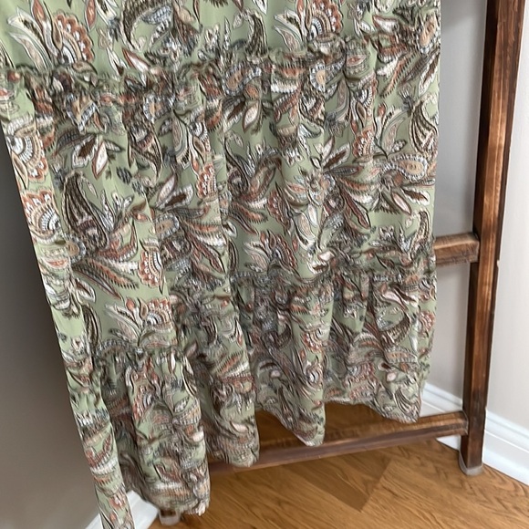 Cute summer dress!! NWT - Picture 3 of 7